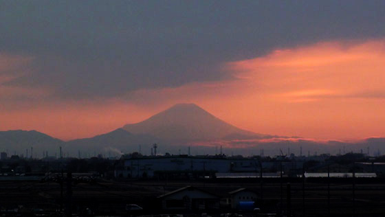 夕焼けと富士山